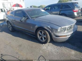  Salvage Ford Mustang