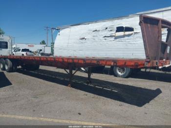  Salvage Trailer Fruehauf
