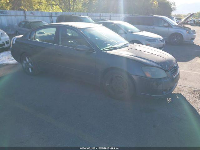  Salvage Nissan Altima