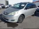 Toyota Sienna Le Image 3