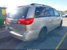 Toyota Sienna Le Image 4