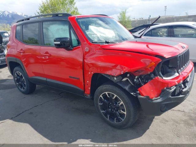  Salvage Jeep Renegade