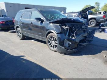  Salvage Ford Explorer