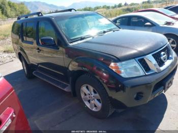 Salvage Nissan Pathfinder