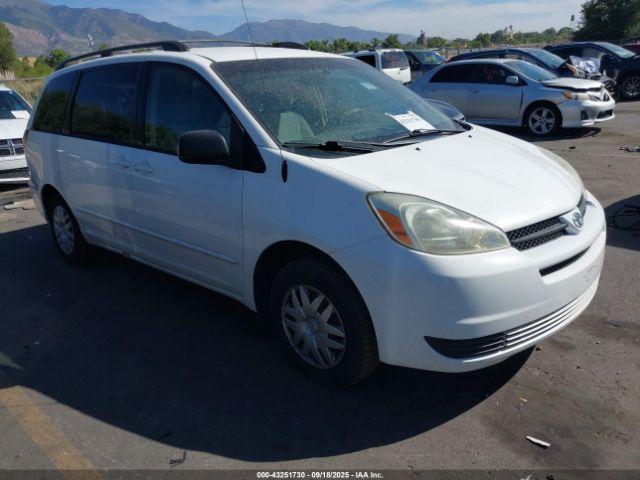  Salvage Toyota Sienna