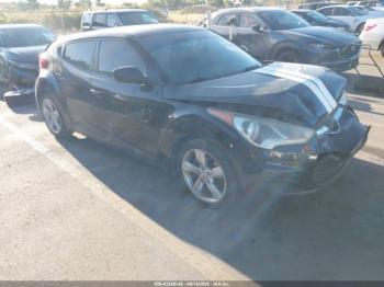  Salvage Hyundai VELOSTER