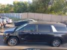 Kia Carnival Lx Image 16