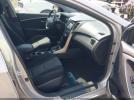 Hyundai ELANTRA Image 2