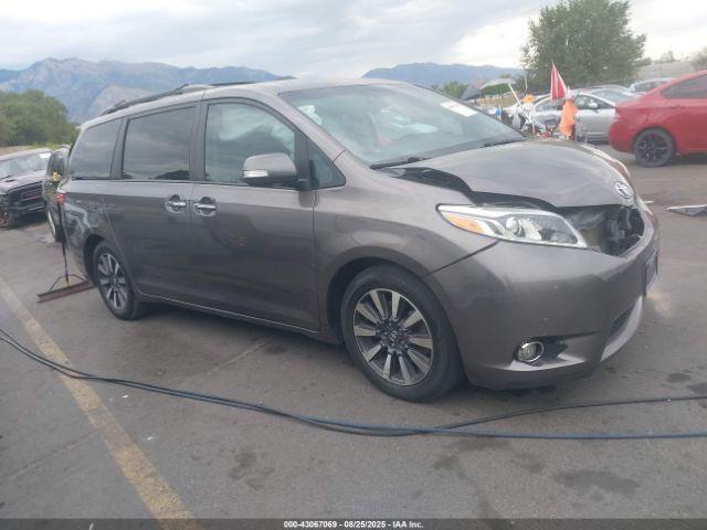  Salvage Toyota Sienna