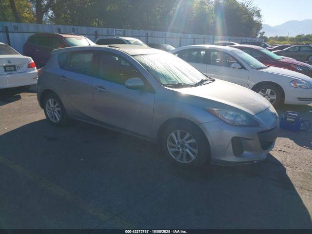  Salvage Mazda Mazda3