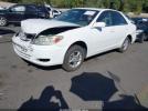 Toyota Camry Le Image 14