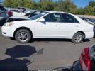 Toyota Camry Le Image 13