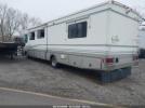 Ford F-550 Super Duty Stripped Chass Image 8