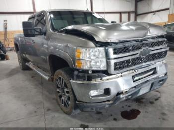  Salvage Chevrolet Silverado 2500