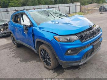  Salvage Jeep Compass