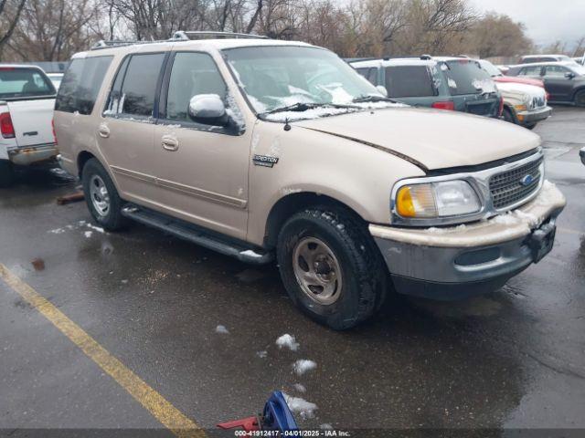  Salvage Ford Expedition