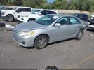 Toyota Camry Le Image 6
