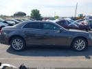 Chrysler 300 Limited Image 9