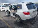 Toyota Highlander Limited V6 Image 2
