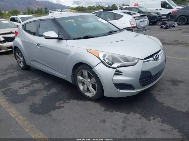  Salvage Hyundai VELOSTER