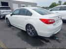 Subaru Legacy 2.5i Limited Image 8