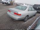 Toyota Camry Le Image 2