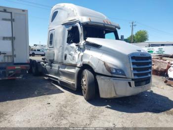  Salvage Freightliner New Cascadia 126