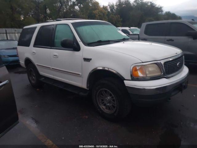  Salvage Ford Expedition