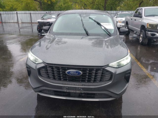 Ford Escape Image 14