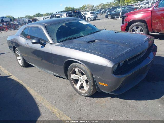  Salvage Dodge Challenger