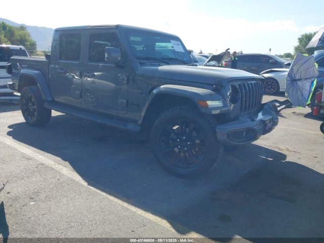  Salvage Jeep Gladiator