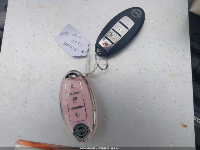 Nissan LEAF S Image 12