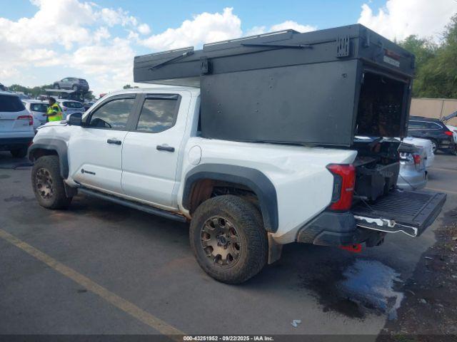 Toyota Tacoma Trailhunter Image 6