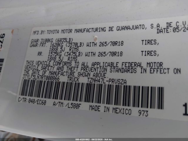 Toyota Tacoma Trailhunter Image 8