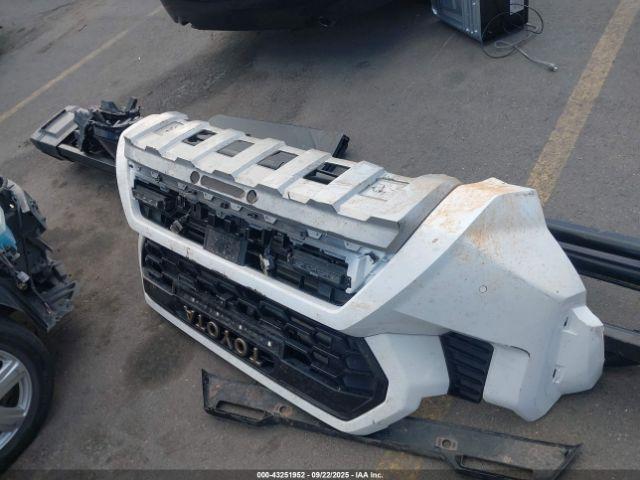 Toyota Tacoma Trailhunter Image 9