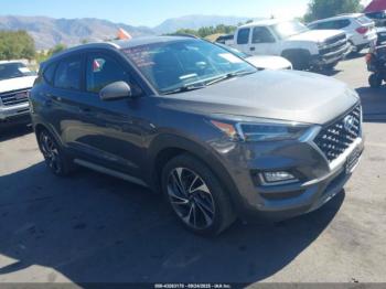  Salvage Hyundai TUCSON
