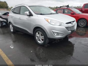  Salvage Hyundai TUCSON