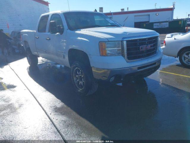  Salvage GMC Sierra 2500