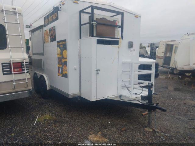  Salvage Trailer Rendon Concession