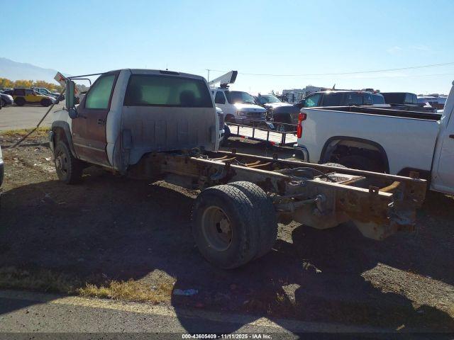 Chevrolet Silverado 3500 Work Truck Image 4