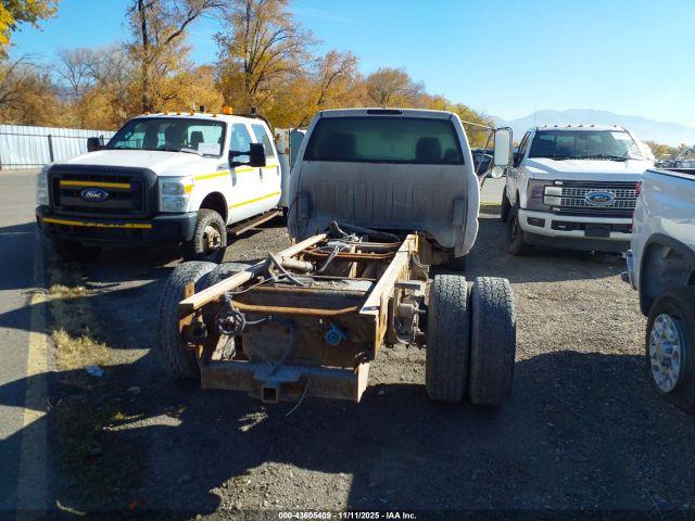 Chevrolet Silverado 3500 Work Truck Image 12