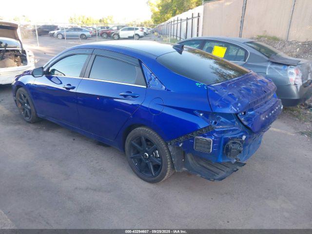 Hyundai ELANTRA Limited Image 2