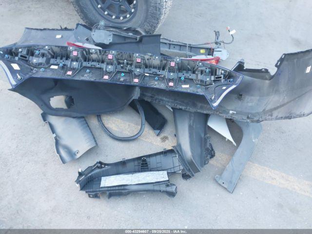 Hyundai ELANTRA Limited Image 12