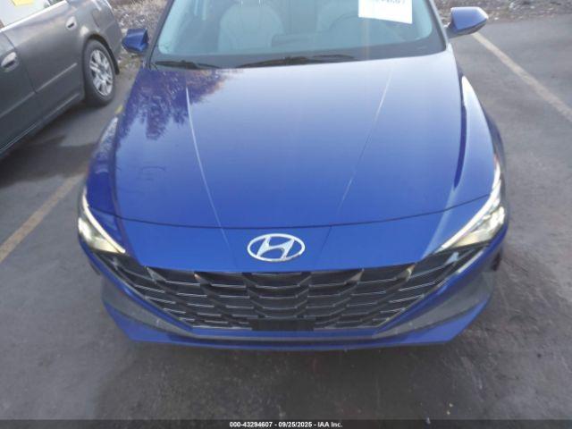 Hyundai ELANTRA Limited Image 15