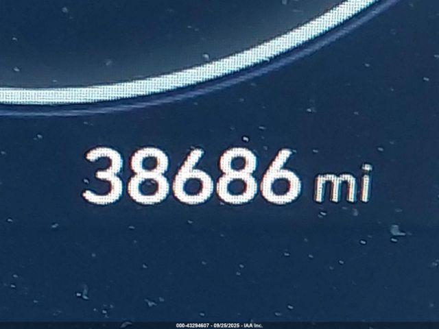 Hyundai ELANTRA Limited Image 18