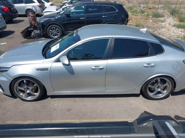 Kia Optima Lx Image 14