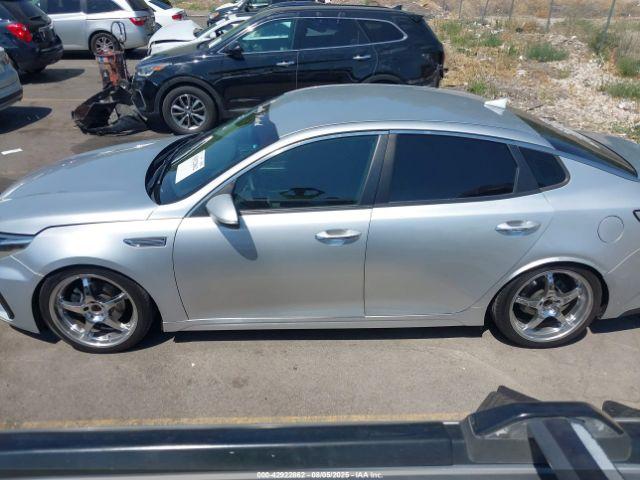 Kia Optima Lx Image 14