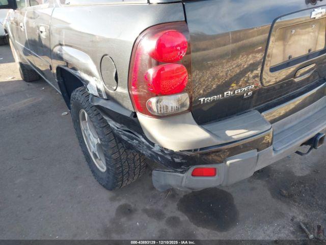 Chevrolet Trailblazer Ls Image 10