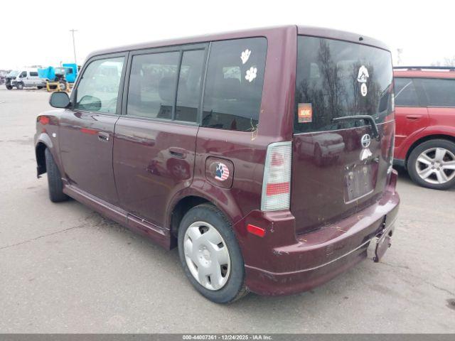 Scion xB Image 5