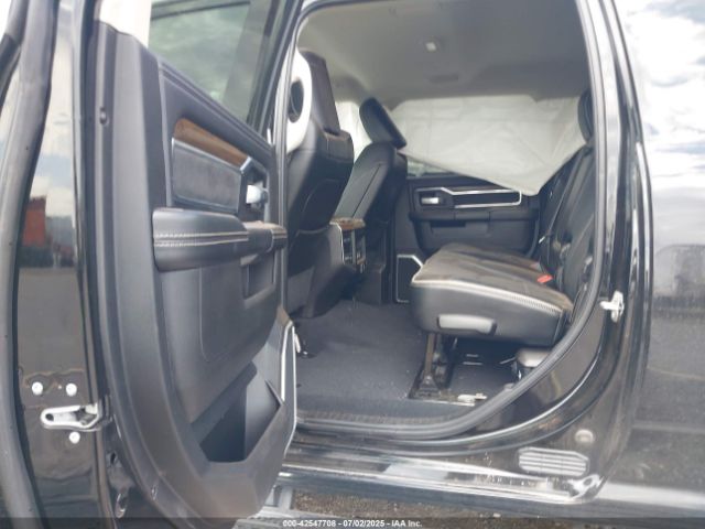 Ram 3500 Laramie  4x4 6'4 Box Image 15